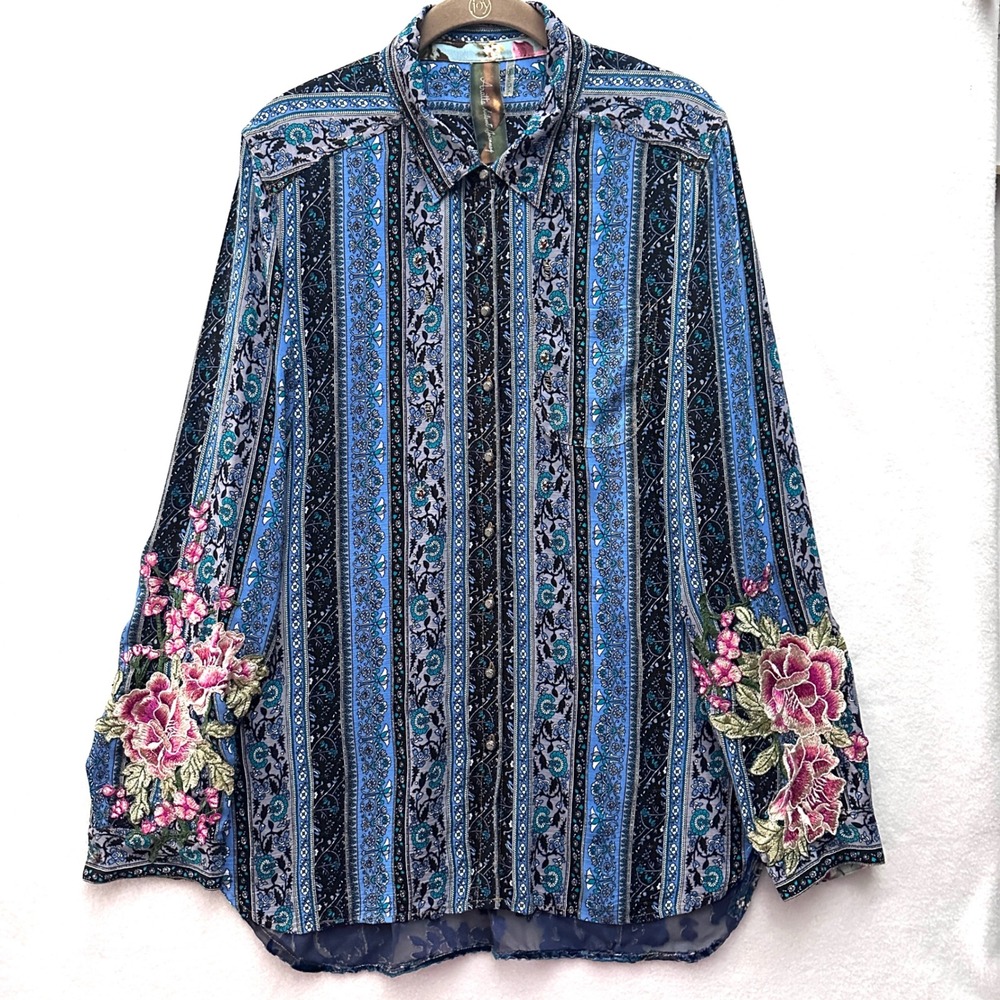 Aratta Silent Journey S Floral Embroidered Velvet Burnout beaded Jewel Tunic Top